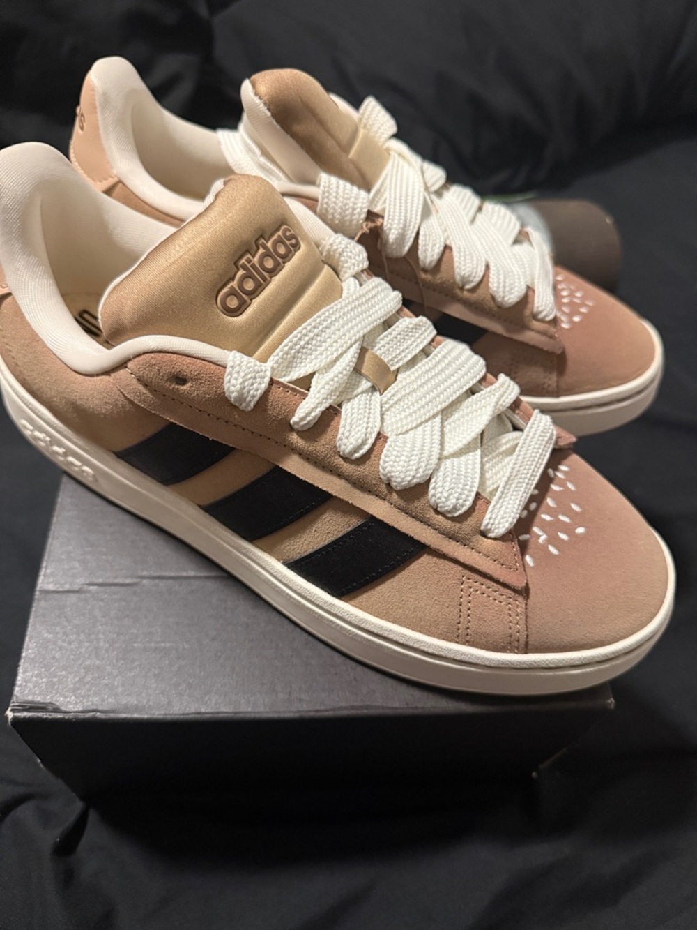 adidas GRAND COURT ALPHA 00S DIA DE LOS MUERTOS SHOES